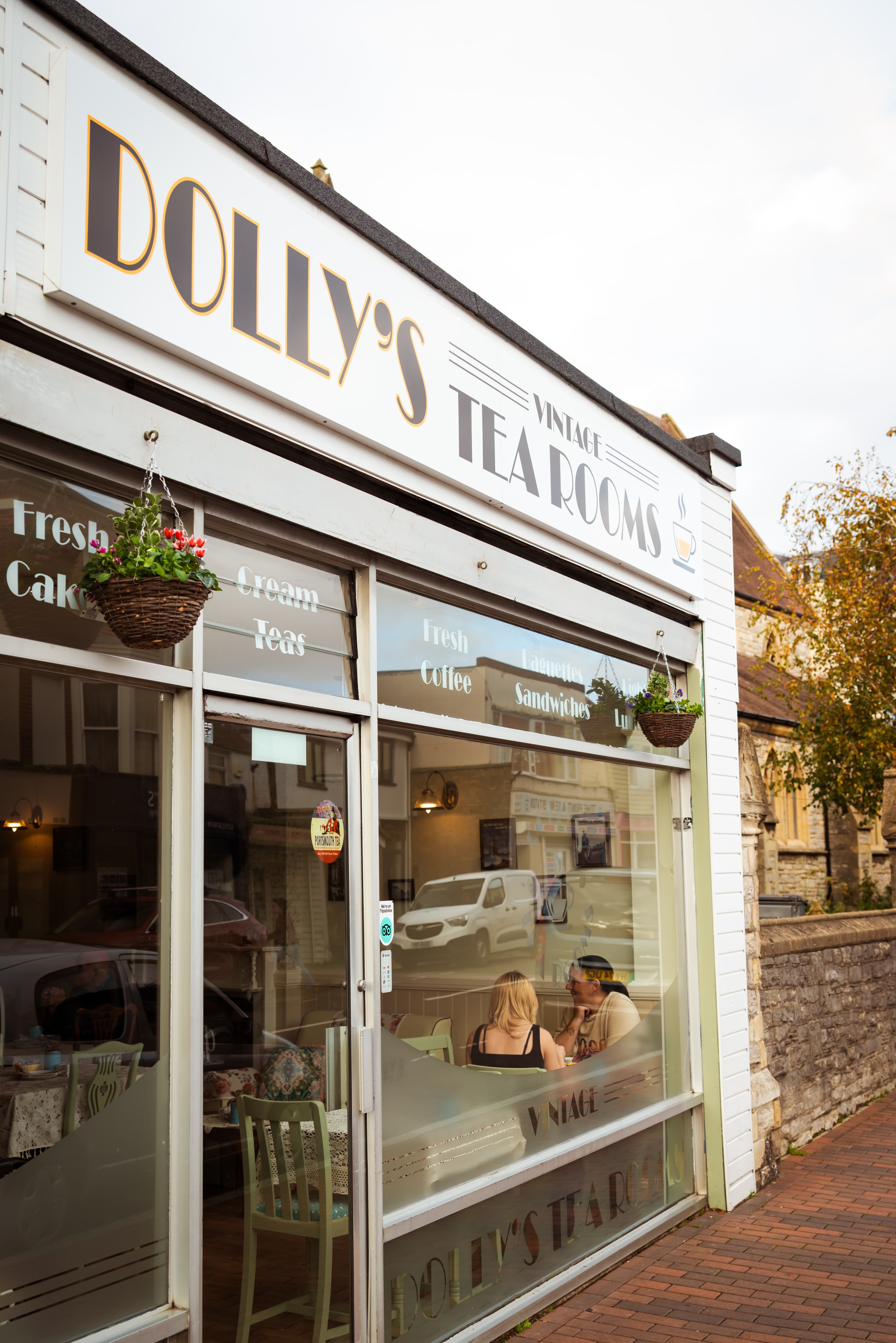 dollys vintage tea room by diana studio 35.jpg